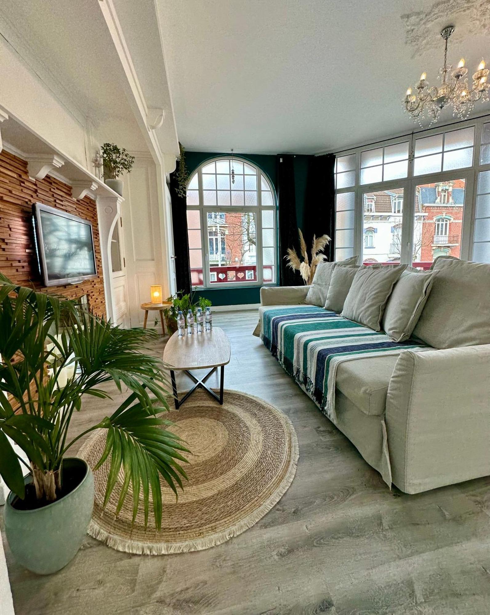 Appartement De Charme Avec Balcon - Villa Les Iris Dunkirk Exterior foto